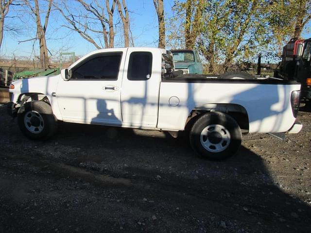 Image of Chevrolet Colorado equipment image 1