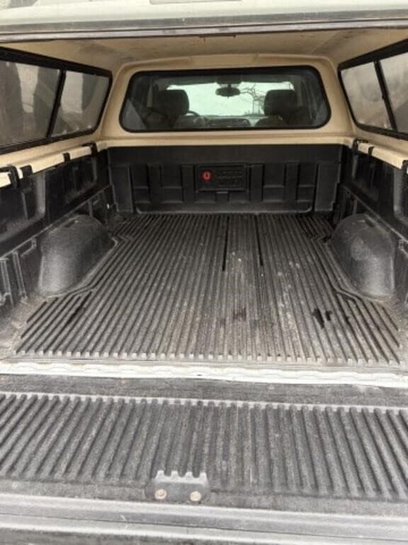 Image of Chevrolet 1500 equipment image 2