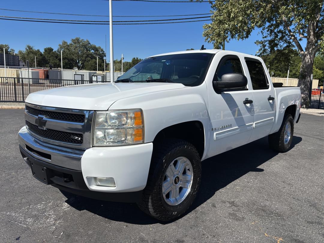 Image of Chevrolet 1500 Primary image