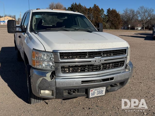 Image of Chevrolet 2500HD equipment image 3