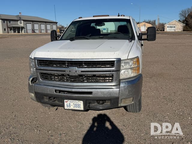 Image of Chevrolet 2500HD equipment image 1