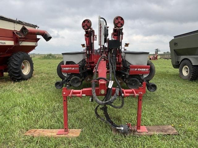 Image of Case IH 1250 equipment image 1
