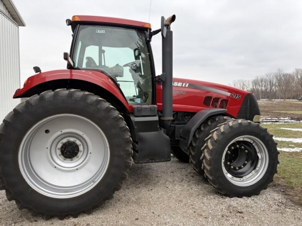 Image of Case IH Magnum 215 Primary image