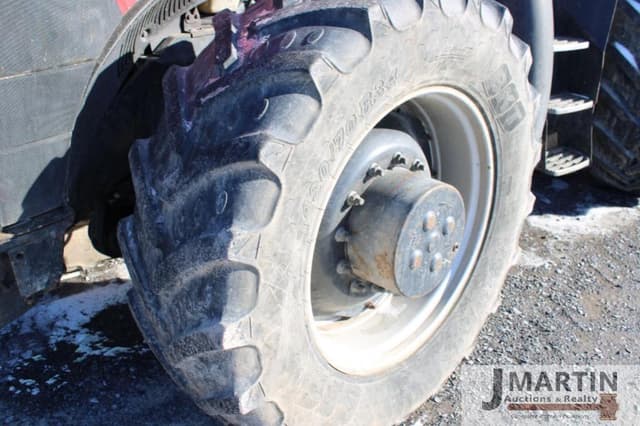 Image of Case IH Magnum 310 equipment image 4