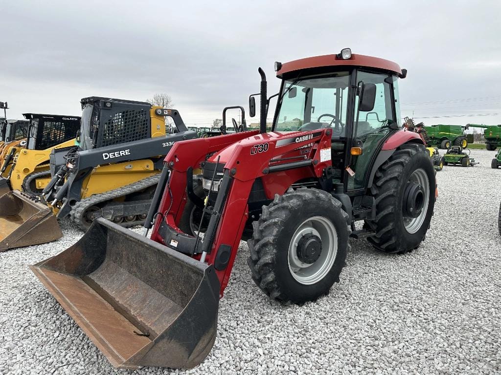 Main image Case IH Farmall 90