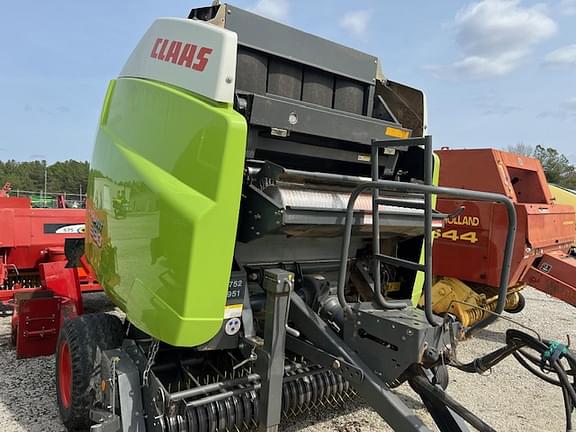 Image of CLAAS Variant 380 equipment image 1