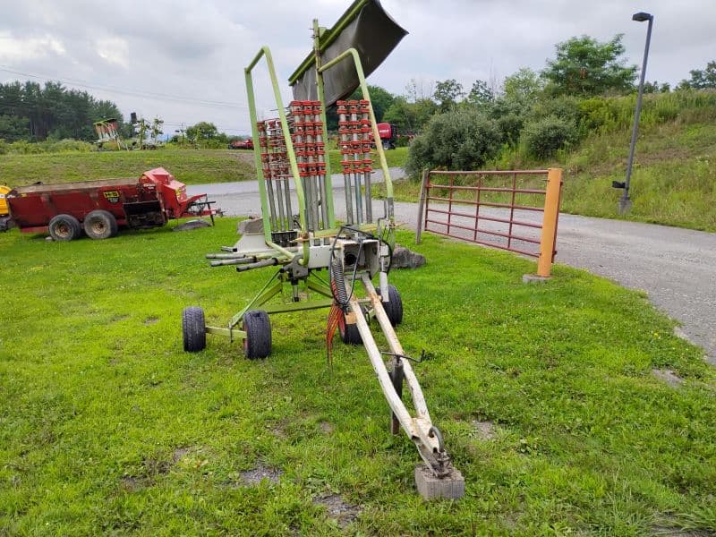 Image of CLAAS Liner 470T Image 1