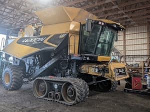 2009 CLAAS LEXION 575R Image