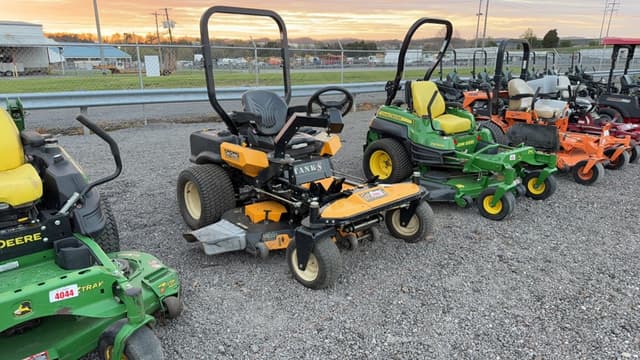 Image of Cub Cadet Tank S equipment image 2