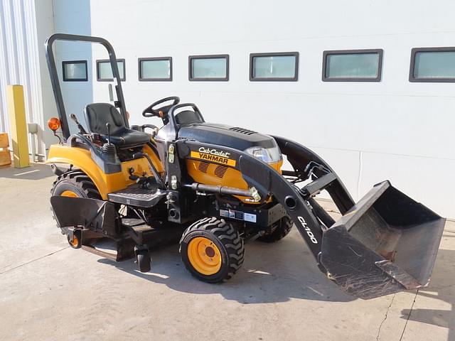 Image of Cub Cadet SC2400 equipment image 2