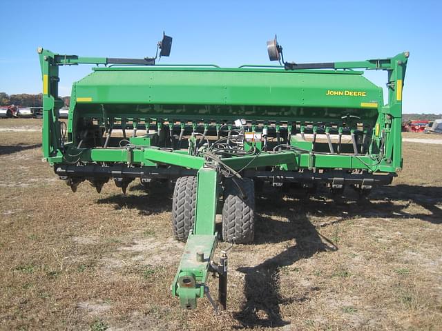 Image of John Deere 1590 equipment image 3