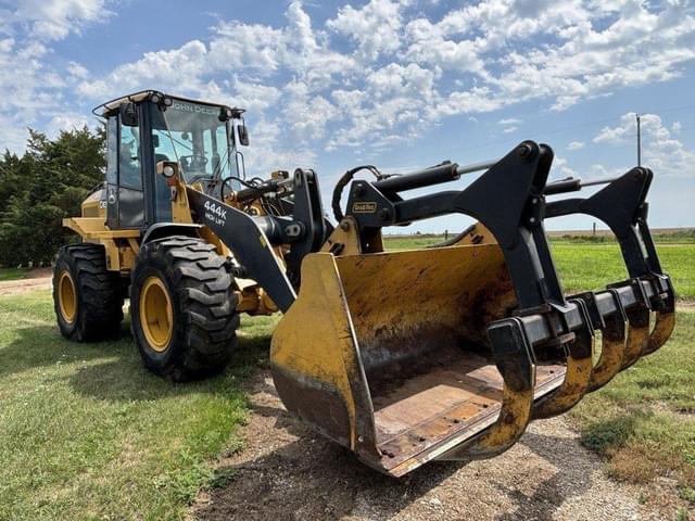 Image of John Deere 444K equipment image 3