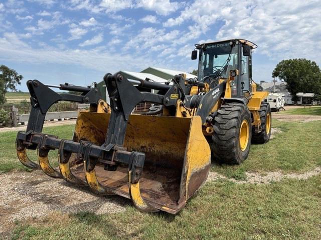 Image of John Deere 444K equipment image 1