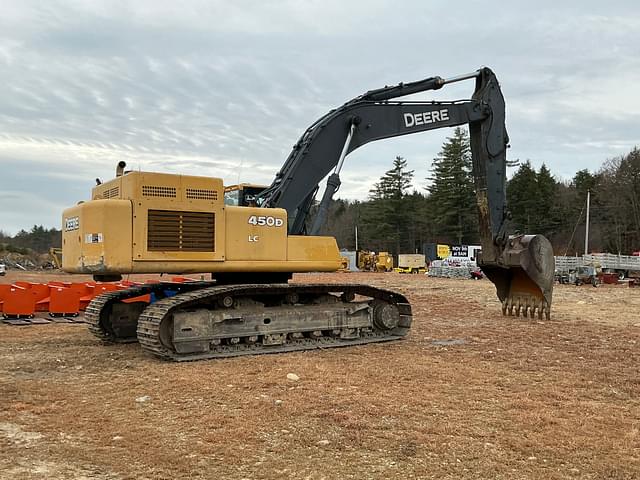 Image of John Deere 450DLC equipment image 4