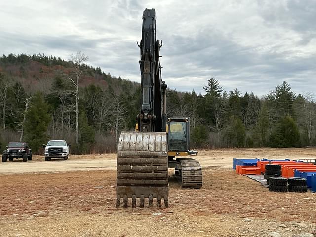 Image of John Deere 450DLC equipment image 1