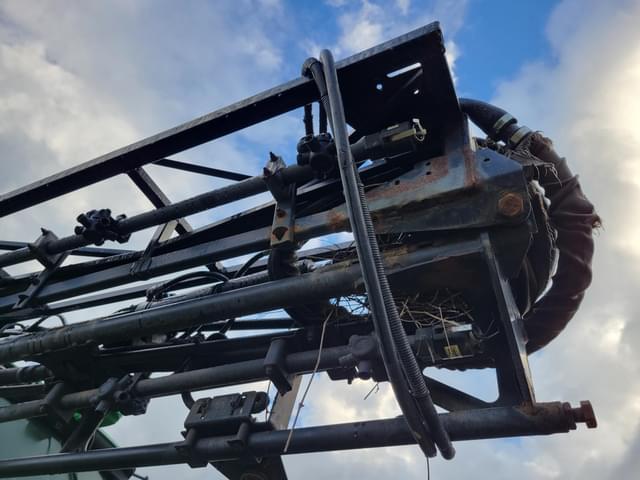 Image of John Deere 4830 equipment image 4