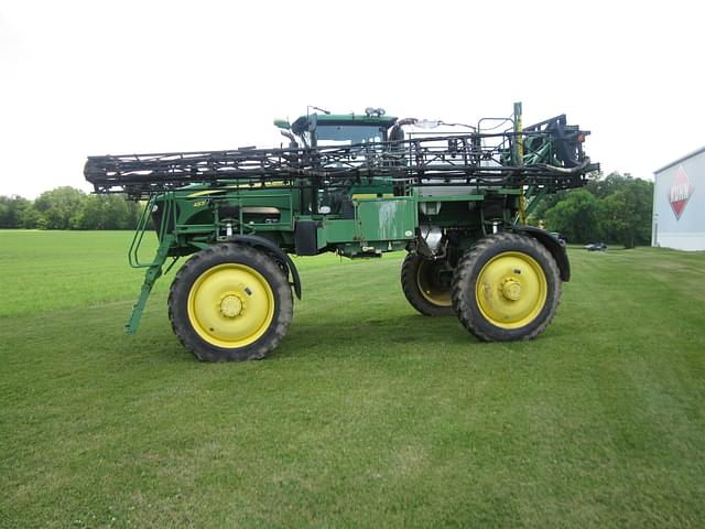 Image of John Deere 4830 equipment image 1
