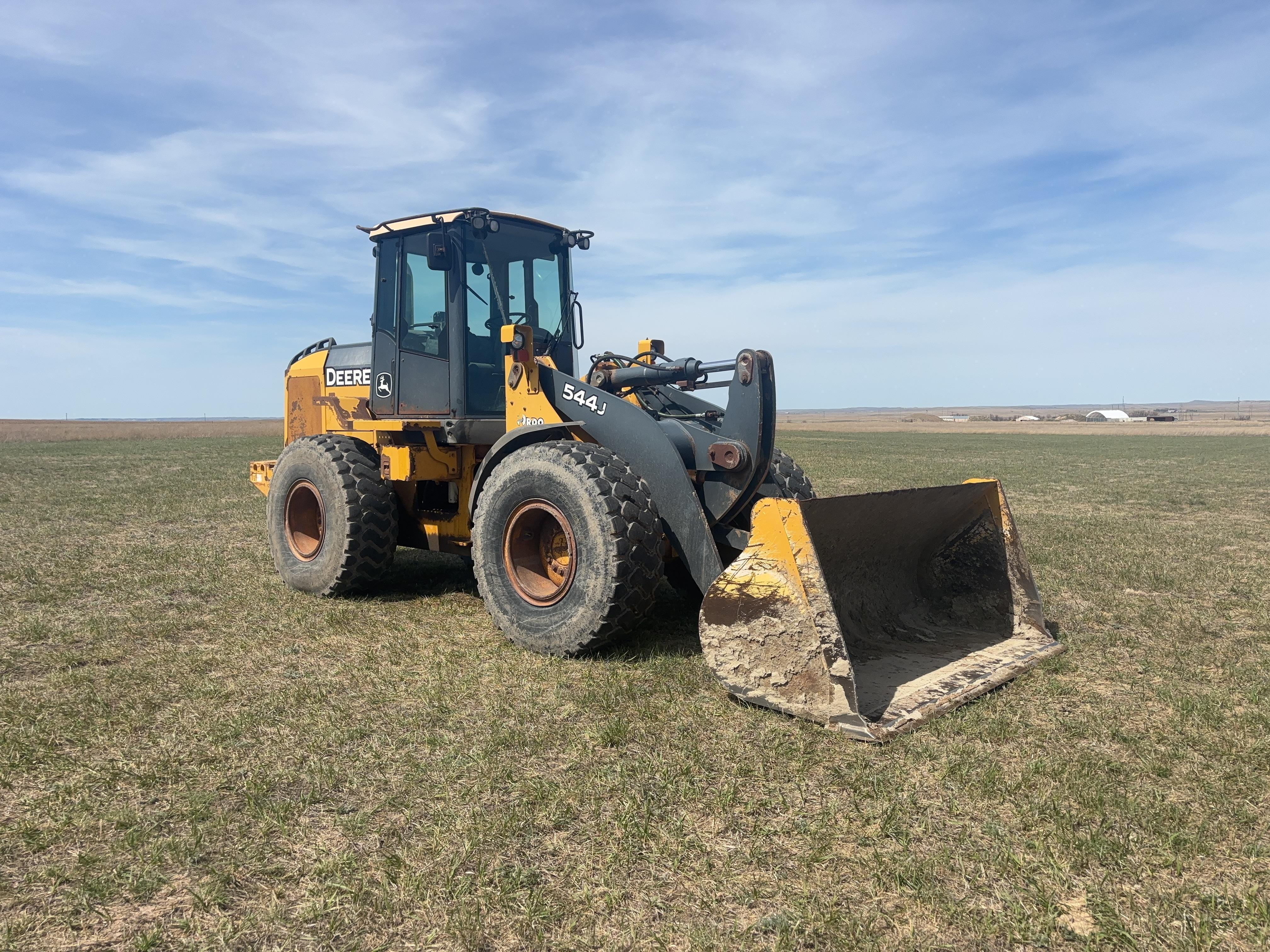 2009 John Deere 544J Equipment Image0