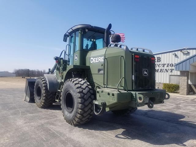 Image of John Deere 624K equipment image 2
