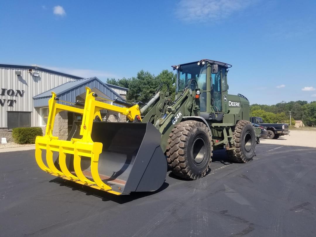 Image of John Deere 624K Primary image
