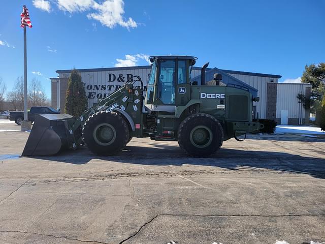 Image of John Deere 624K equipment image 1