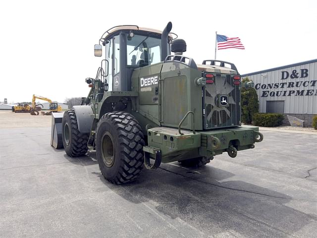 Image of John Deere 624K equipment image 2