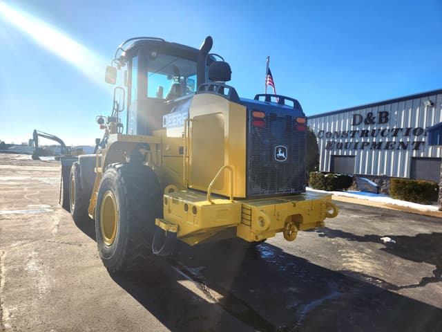 Image of John Deere 624K equipment image 3