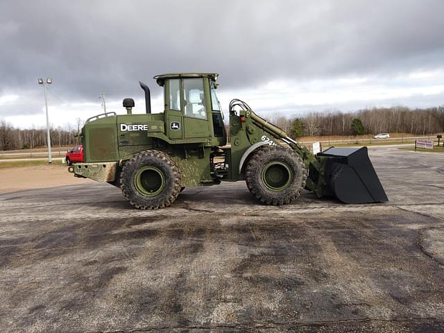 Image of John Deere 624K equipment image 3