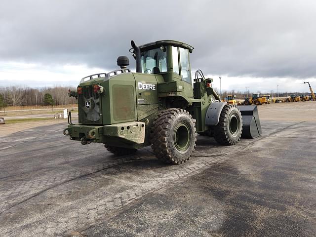 Image of John Deere 624K equipment image 2