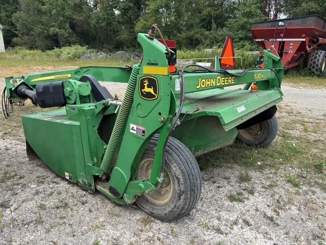Image of John Deere 630 equipment image 1