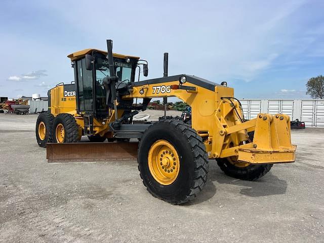 Image of John Deere 770G Primary image