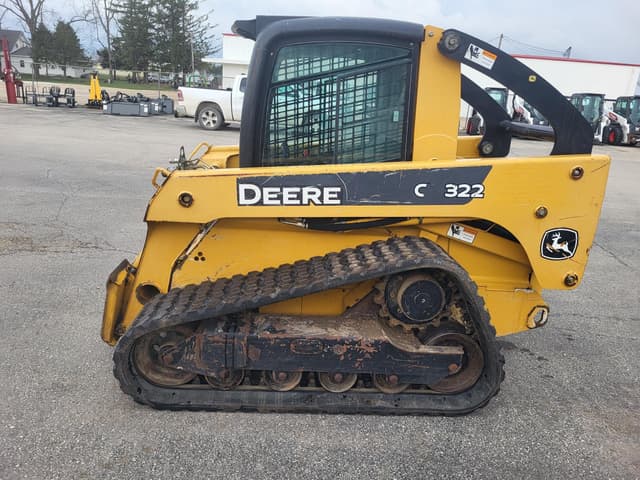 Image of John Deere CT322 equipment image 1