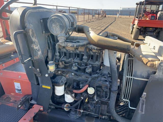 Image of Ditch Witch RT40 equipment image 4