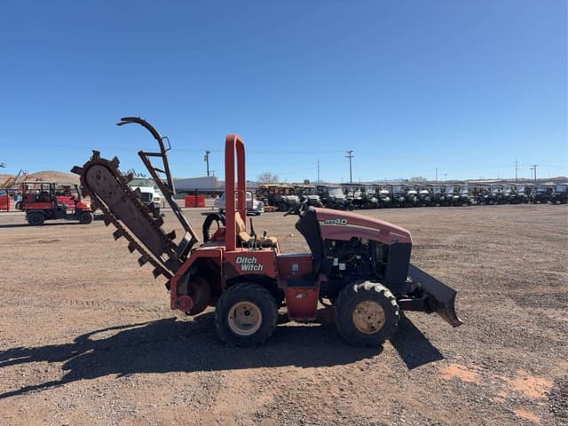 Image of Ditch Witch RT40 equipment image 3