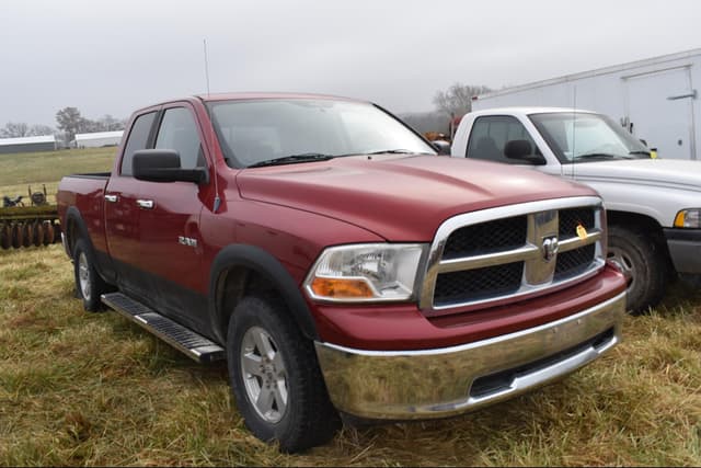 Image of Dodge Ram 1500 equipment image 3