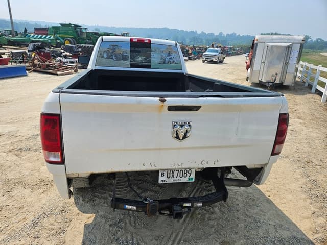 Image of Dodge Ram 1500 equipment image 3