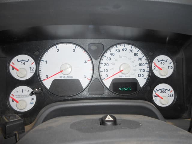 Image of Dodge Ram 3500 equipment image 3