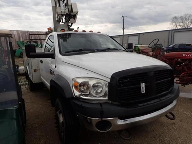 Image of Dodge Ram 4500 equipment image 2