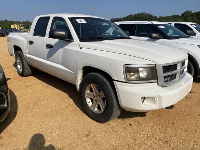Image of Dodge Dakota equipment image 3