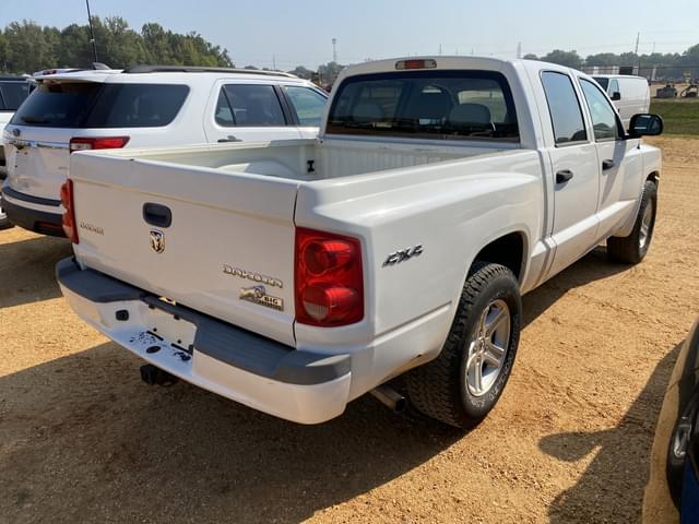 Image of Dodge Dakota equipment image 2