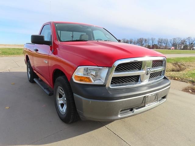 Image of Dodge Ram 1500 equipment image 3