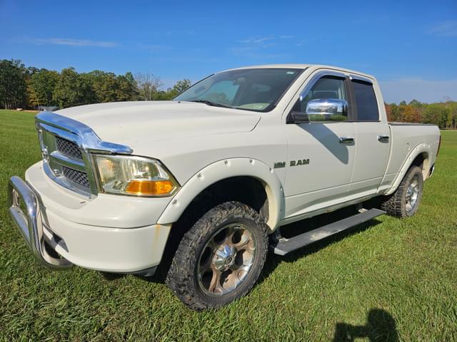 Image of Dodge Ram 1500 equipment image 2