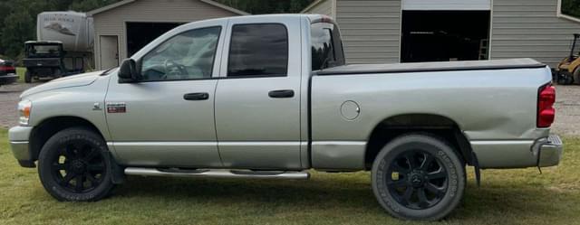 Image of Dodge Ram 2500 equipment image 1
