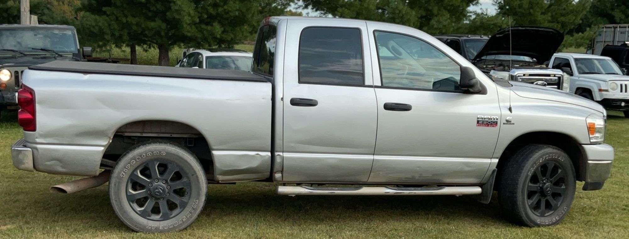 2009 Dodge Ram 2500 Equipment Image0