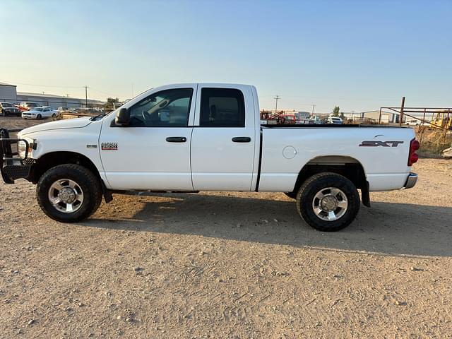 Image of Dodge Ram 2500 equipment image 1