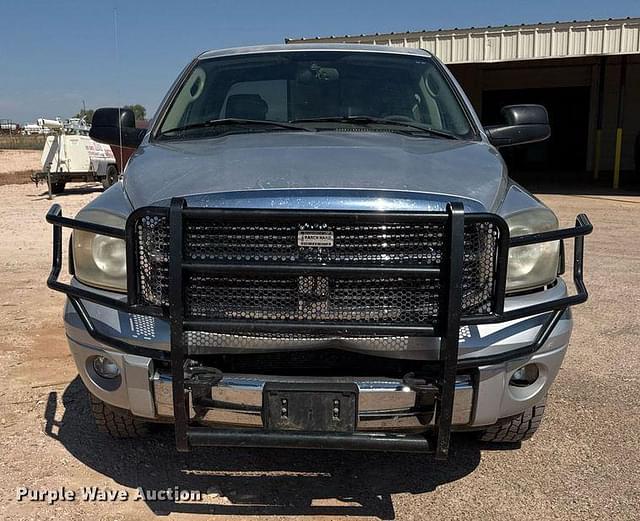 Image of Dodge Ram 2500HD equipment image 1