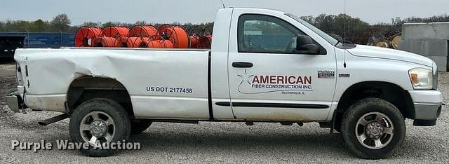 Image of Dodge Ram 2500 equipment image 3
