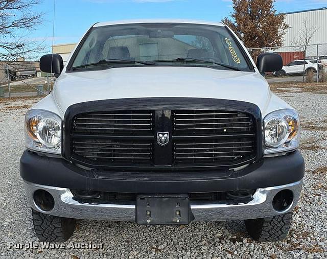 Image of Dodge Ram 2500 equipment image 1