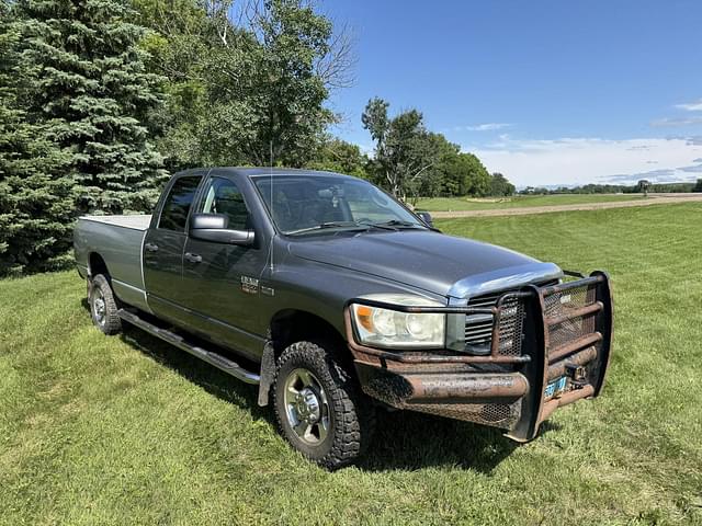 Image of Dodge Ram 2500HD equipment image 1
