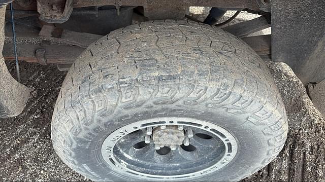 Image of Dodge Ram 3500 equipment image 4